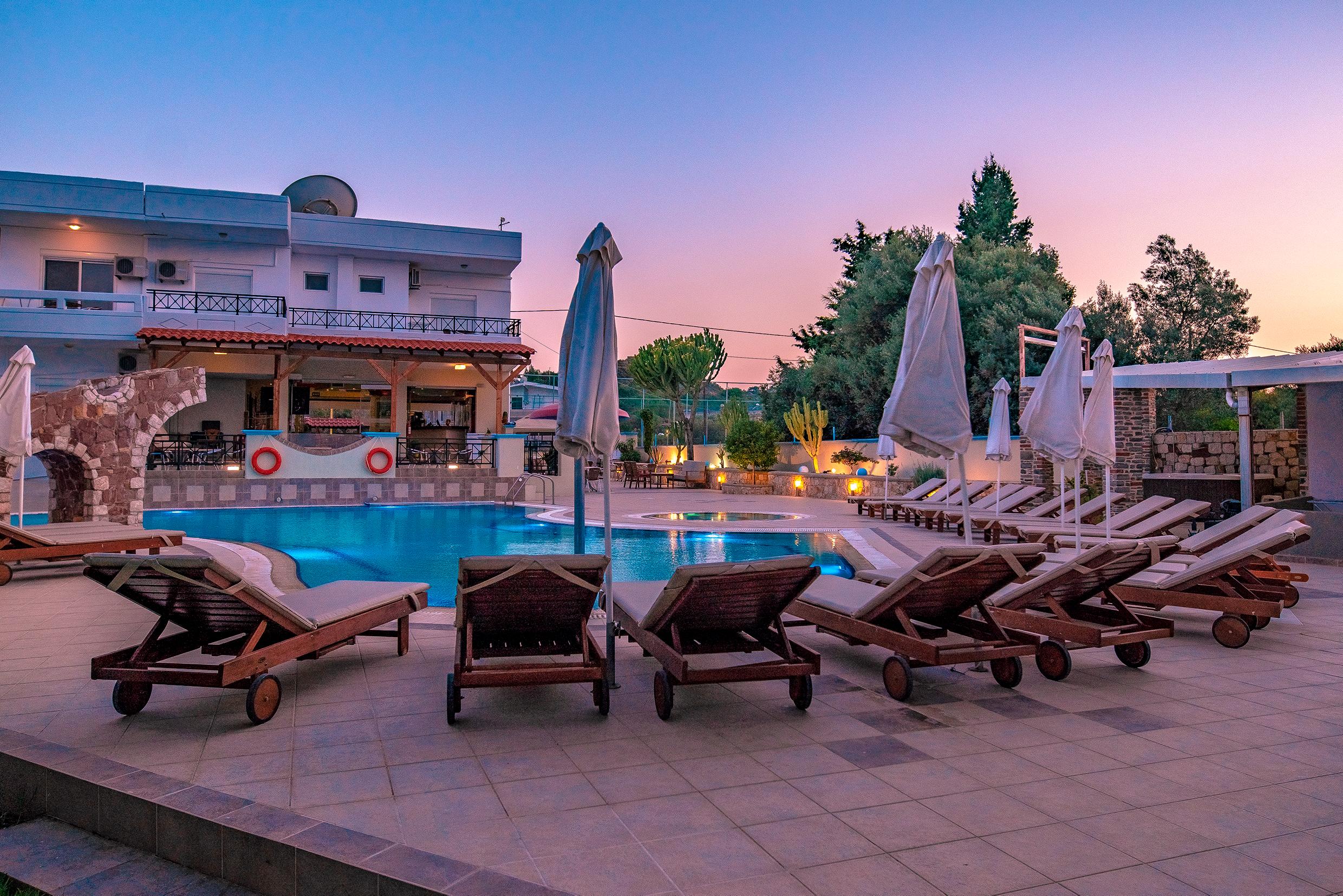 Bright Star Aparthotel Faliraki Exteriör bild