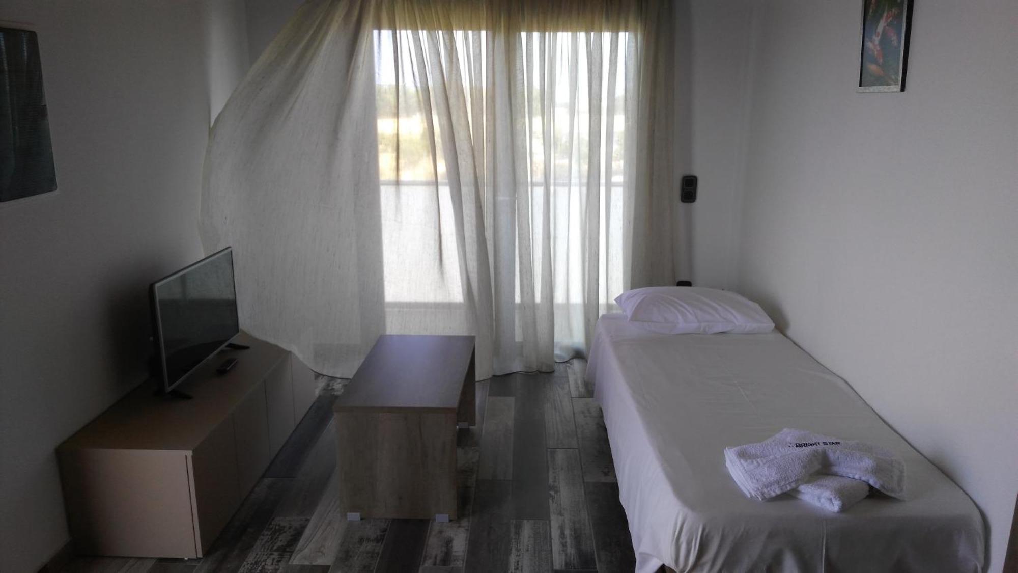 Bright Star Aparthotel Faliraki Exteriör bild